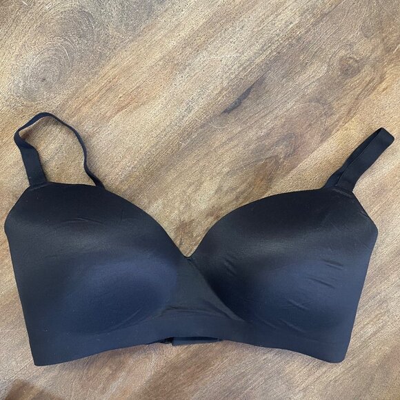 Soma Enbliss Wireless Black Bra Size 40DD Wireless‎ Adjustable Straps - Picture 1 of 3